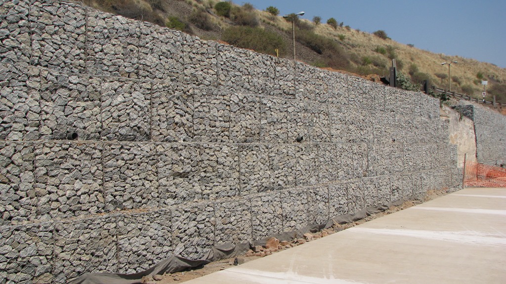 Gabion Retaining Walls_Mas Gravity Wall dry